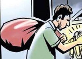 बीड शहरात चोरी, अडीच लाखाचा मुद्देमाल लंपास!