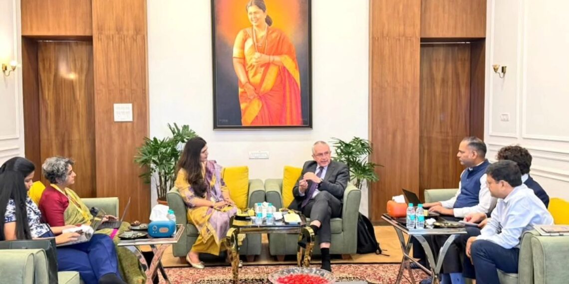 संयुक्त राष्ट्र संघाच्या पर्यावरण कार्यक्रमाच्या प्रमुखांनी घेतली ना.पंकजाताई मुंडे यांची भेट