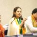 प्रभारी होताच डॉ. प्रितमताई मुंडे यांनी घेतली भाजप पदाधिकाऱ्यांची बैठक
