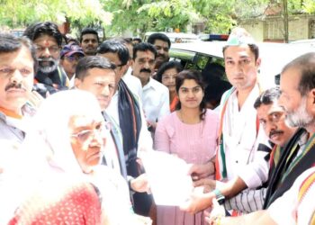 Beed: धमकी प्रकरणी बीड मध्ये महाविकास आघाडी आक्रमक