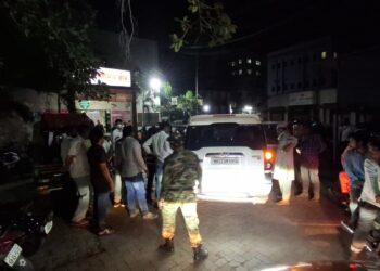 अंत्यविधी कार्यक्रमात पिकअप घुसला; एक मयत, एक गंभीर अनेक जण जखमी