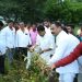 माजी मंत्री जयदत्त क्षीरसागर थेट शेतकऱ्यांच्या बांधावर