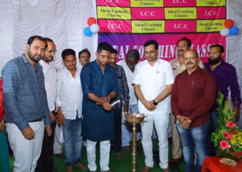 निवासी वस्तीगृहासाठी शासन दरबारी पाठपुरावा करणार -डॉ.योगेश क्षीरसागर