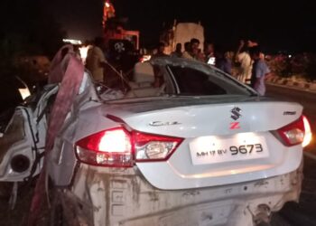 पेंडगाव जवळ भीषण अपघात; तिघे जागीच ठार।