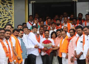 पक्षप्रमुख उद्धवजींच्या आजारपणाचा मिंदेंनी गैरफायदा घेत विश्वासघात केला, जिल्हासंपर्कप्रमुख किशोर पोतदार यांचा आरोप