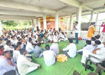 Beed : आ.क्षीरसागरांच्या पूर्वतयारी बैठकीला उत्स्फूर्त प्रतिसाद; कार्यकर्ते, पदाधिकार्‍यांशी चर्चा करून नियोजनास सुरूवात