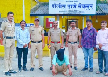 खोटे नाव सांगून बांधकाम मालकास फसवणारा आरोपी पकडला; नेकनूर पोलीसांची मादळमोहीत मोठी कारवाई
