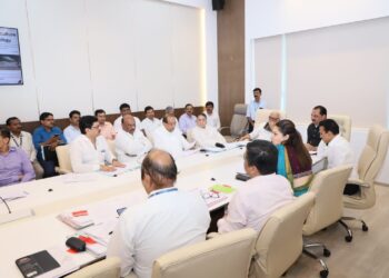 बीड : जिल्ह्यातील आणखी 8 तालुक्यातील 52 महसुली मंडळांचा दुष्काळग्रस्त यादीत समावेश