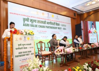 शेतीला उद्योग म्हणून पाहिले पाहिजे -कृषी मंत्री धनंजय मुंडे