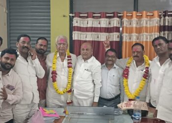 खरेदी-विक्री संघावर माजी मंत्री क्षीरसागर यांचे वर्चस्व