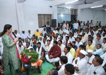 माझ्या गॅरंटीवर विश्वास ठेवा ; तुमच्या न्याय हक्कासाठी मागे हटणार नाही
