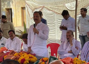 जातीय सलोखा आणि धार्मिक ऐक्यासाठी बजरंग सोनवणे यांना निवडून द्या -प्रा.सुरेश नवले