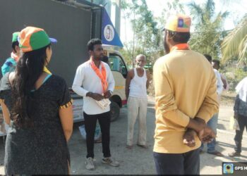 एलईडी व्हॅन, कलापथक हायटेक प्रचाराने अशोक हिंगे पाटीलांचे गॅस सिलेंडर पोचले घराघरात