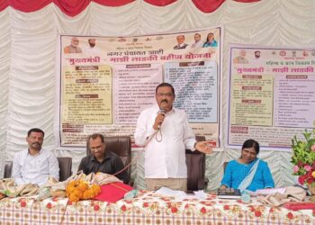 मुख्यमंत्री लाडकी बहीण ” योजना यशस्वी होण्यासाठी प्रशासन आणि कार्यकर्ते यांनी परिश्रम घ्यावेत – माजी आ.सुरेश धस