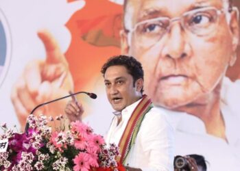 संदीप क्षीरसागरांच्या निष्ठेला न्याय; बीड मतदारसंघासाठी पक्षाकडून उमेदवारी जाहीर