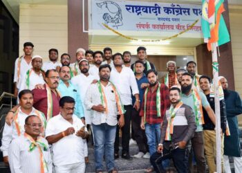 आ.संदीप क्षीरसागरांच्या नेतृत्वाखाली पक्षप्रवेश; मोमीनपुरा भागातील अनेक कार्यकर्ते राष्ट्रवादीत