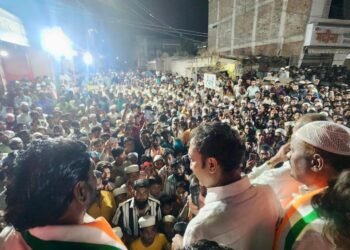 रेकॉर्डब्रेक गर्दी; आ. संदीप भैय्या मतदारांसमोर भावूक