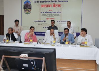 उपमुख्यमंत्री अजित पवार यांच्याकडून श्री क्षेत्र परळी वैद्यनाथ ज्योर्तिलिंग तीर्थक्षेत्र विकास कामांचा आढावा