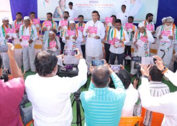 माझे नाव घेतल्या शिवाय विरोधकांना भाषण करता येत नाही  – अमरसिंह पंडित