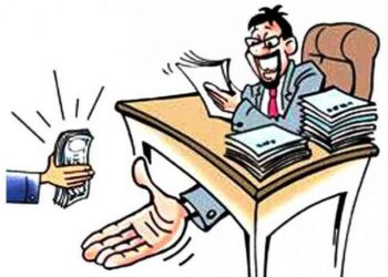 गेवराई: ७० हजाराची लाच घेताना लाचखोर एसीबीच्या जाळ्यात!