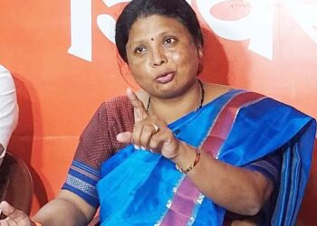 सभा स्टेज पाहणी करण्यासाठी शिवसेना नेत्या सुषमा अंधारे आल्या होत्या; याच दरम्यान झाला राडा!