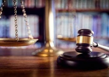 कोर्ट कचेरी आणि पायपिट आता यातून कायमची मुक्ती!!!! कायदेशीर सल्ला मोबाईलवर विनामूल्य उपलब्ध