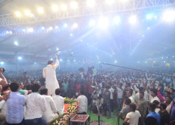 Beed : डिएमचे Beed जिल्ह्यात अभूतपुर्व स्वागत